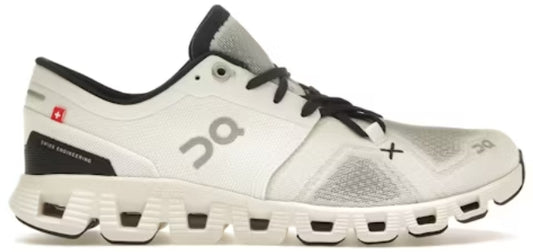 On Running Cloud X 3 White Black (Women's)