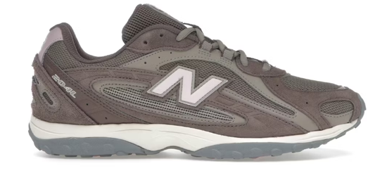 New Balance 204L Cortado
